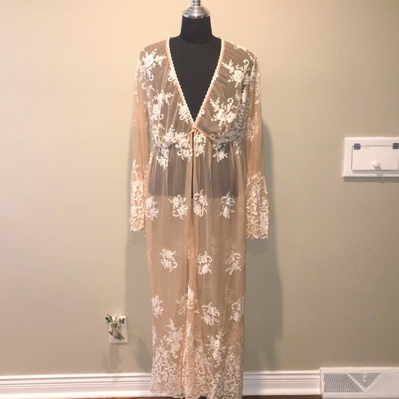 Forever 21 Dresses & Skirts - Nude kimono